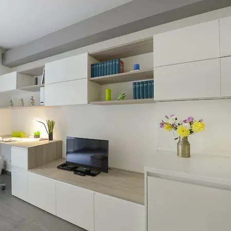 Exclusive Modern Flat Pace Apartament *